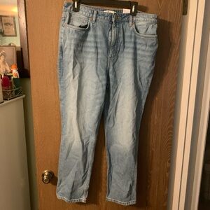 NWT Elizabeth and James straight leg jeans